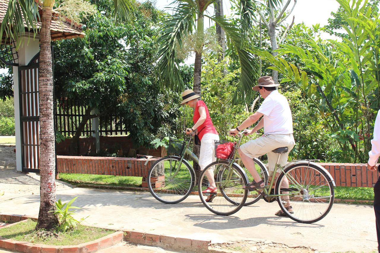 Tra Vinh Lodge Nguyet Hang ภายนอก รูปภาพ